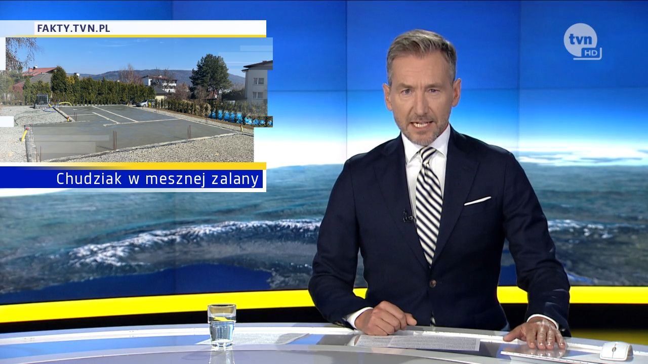 Chudziak w mesznej zalany