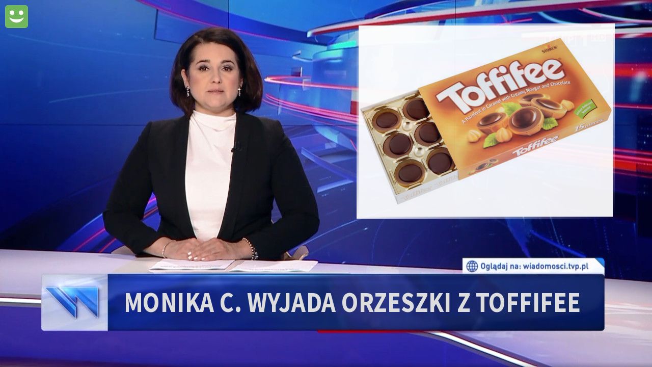 Monika C. wyjada orzeszki z Toffifee