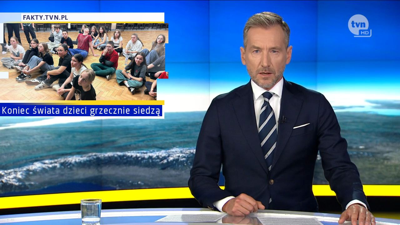 Koniec świata dzieci grzecznie siedzą