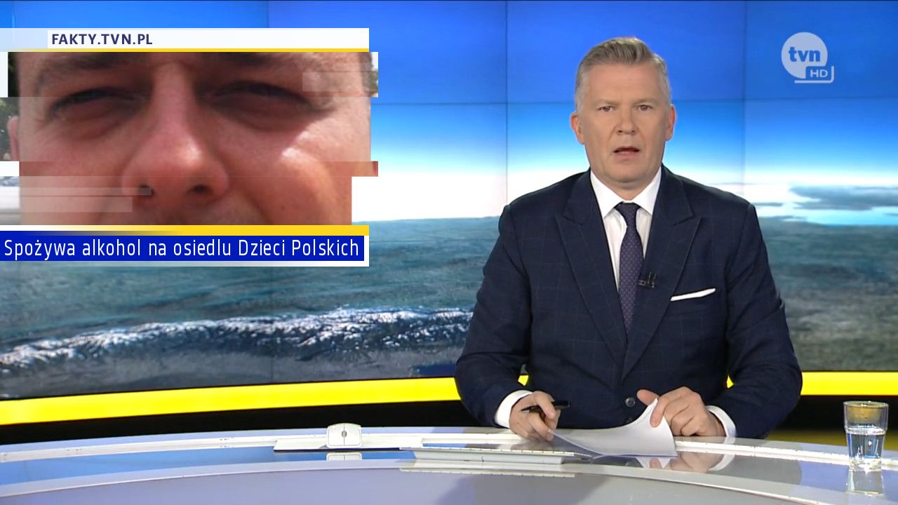Spożywa alkohol na osiedlu Dzieci Polskich