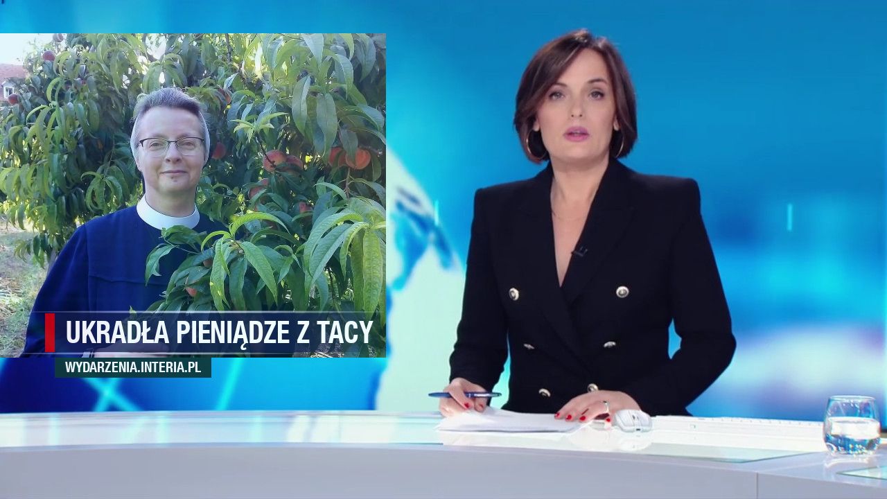 UKRADŁA PIENIĄDZE Z TACY